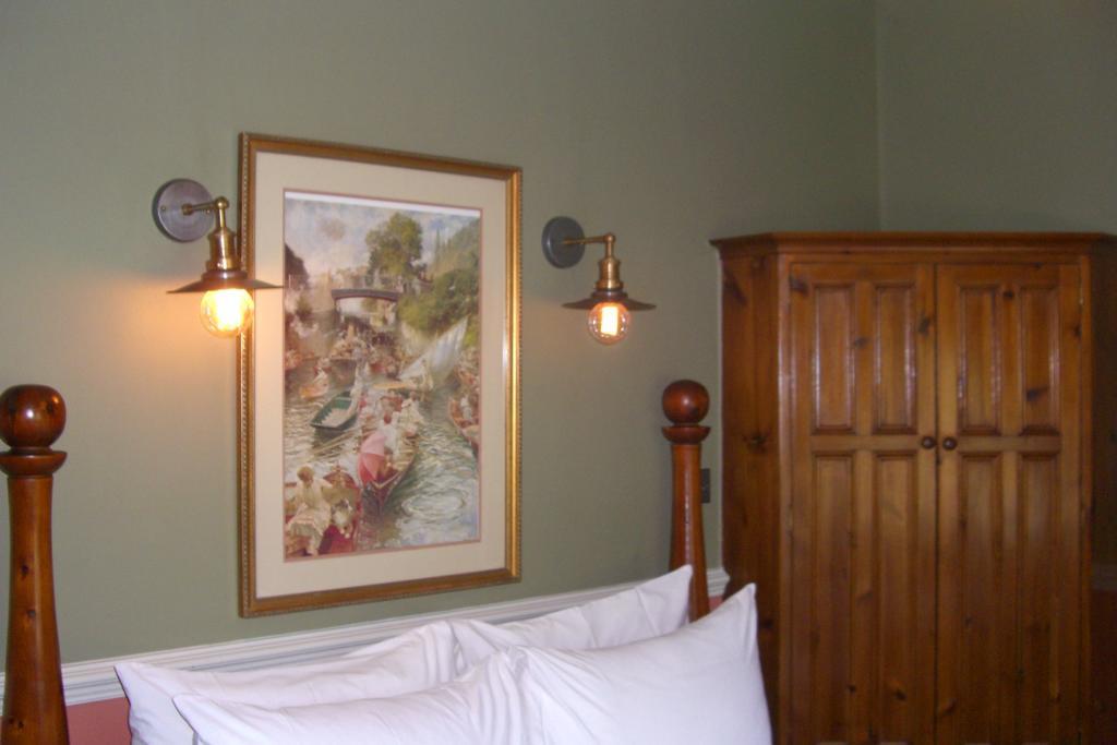 Ash Farm Country House Little Bollington Bagian luar foto